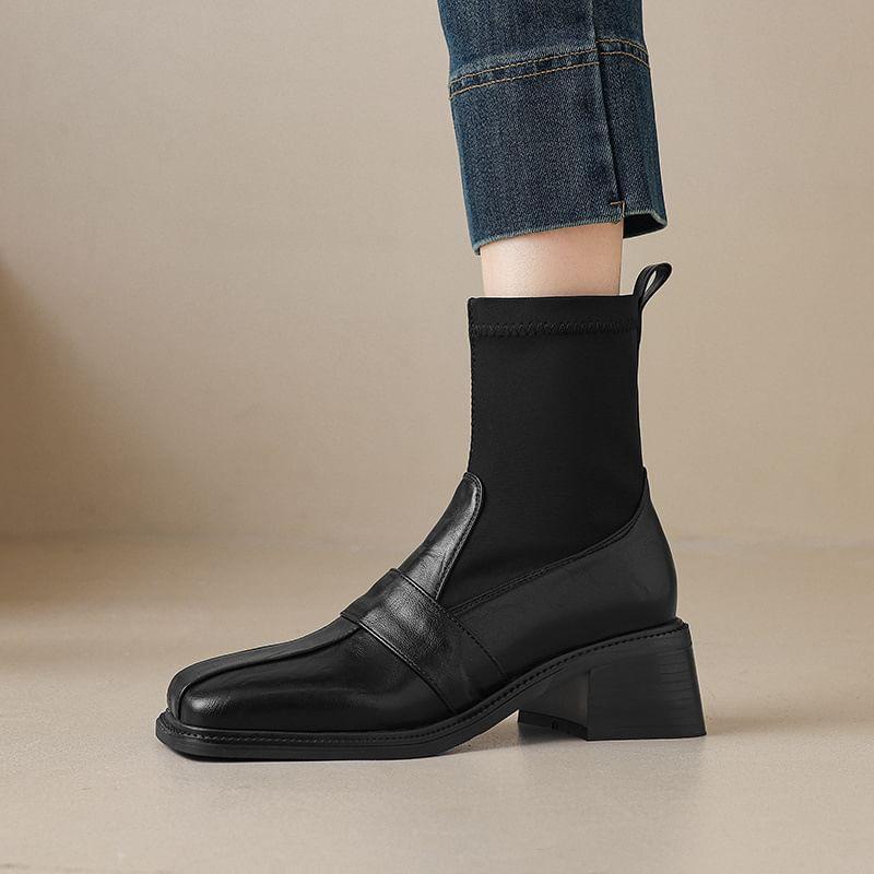 Square-Toe Chunky Heel Short Boots Product Image