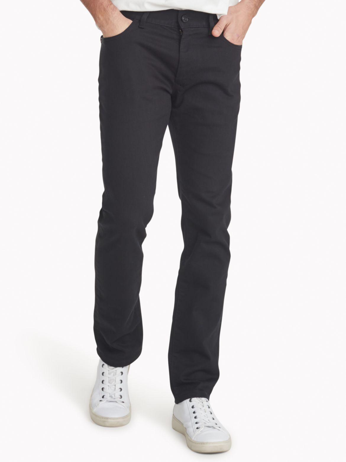 Tommy Hilfiger Men's Slim Fit Essential Black Jean - Black - 33W x 34L Product Image