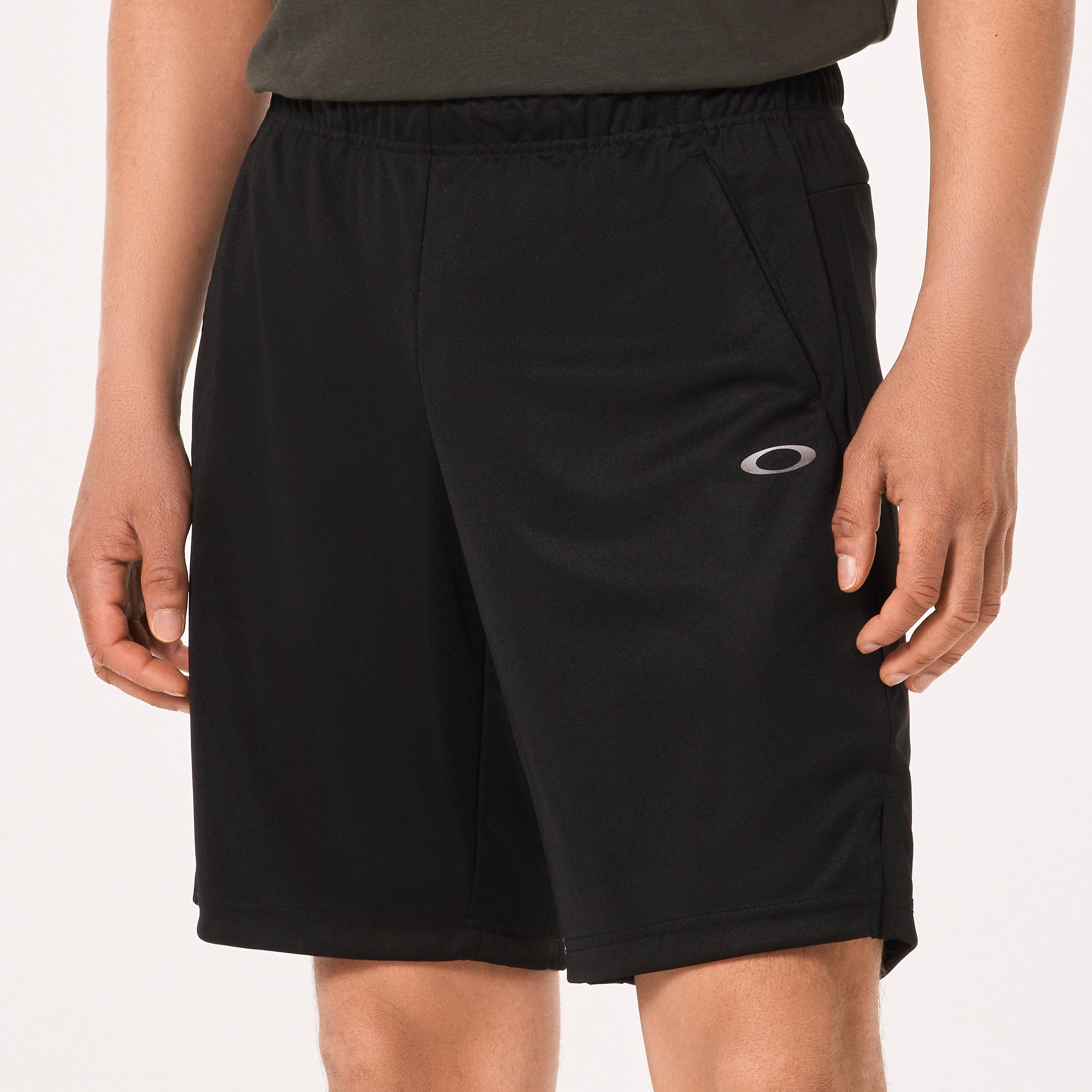 Oakley Foundational 9" Short 3.0 - Blackout | Oakley® Product Image