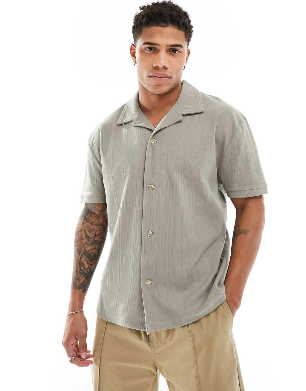 ASOS DESIGN relaxed button down shirt in khaki Product Image