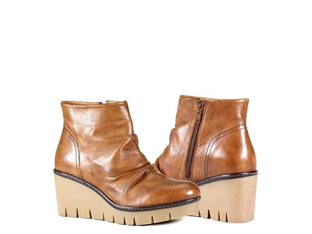 Diba True Nift Tee (Whiskey) Women's Boots Product Image