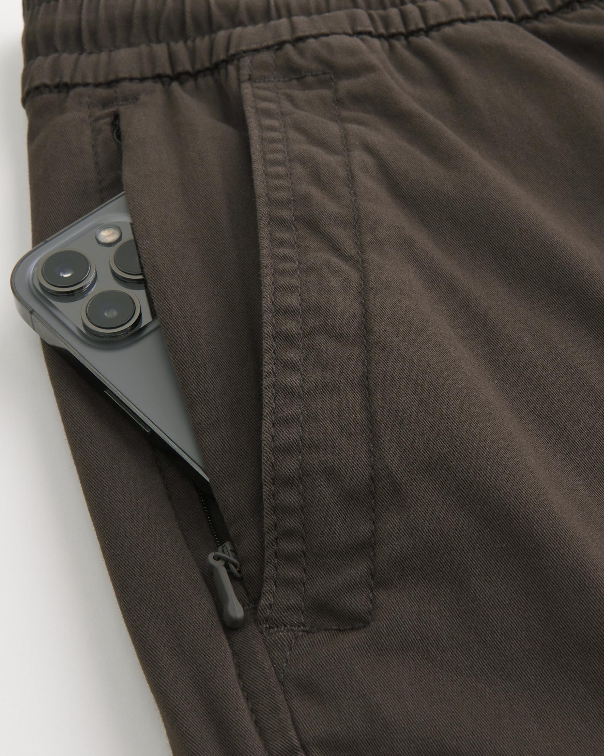 Relaxed Cargo Joggers Product Image