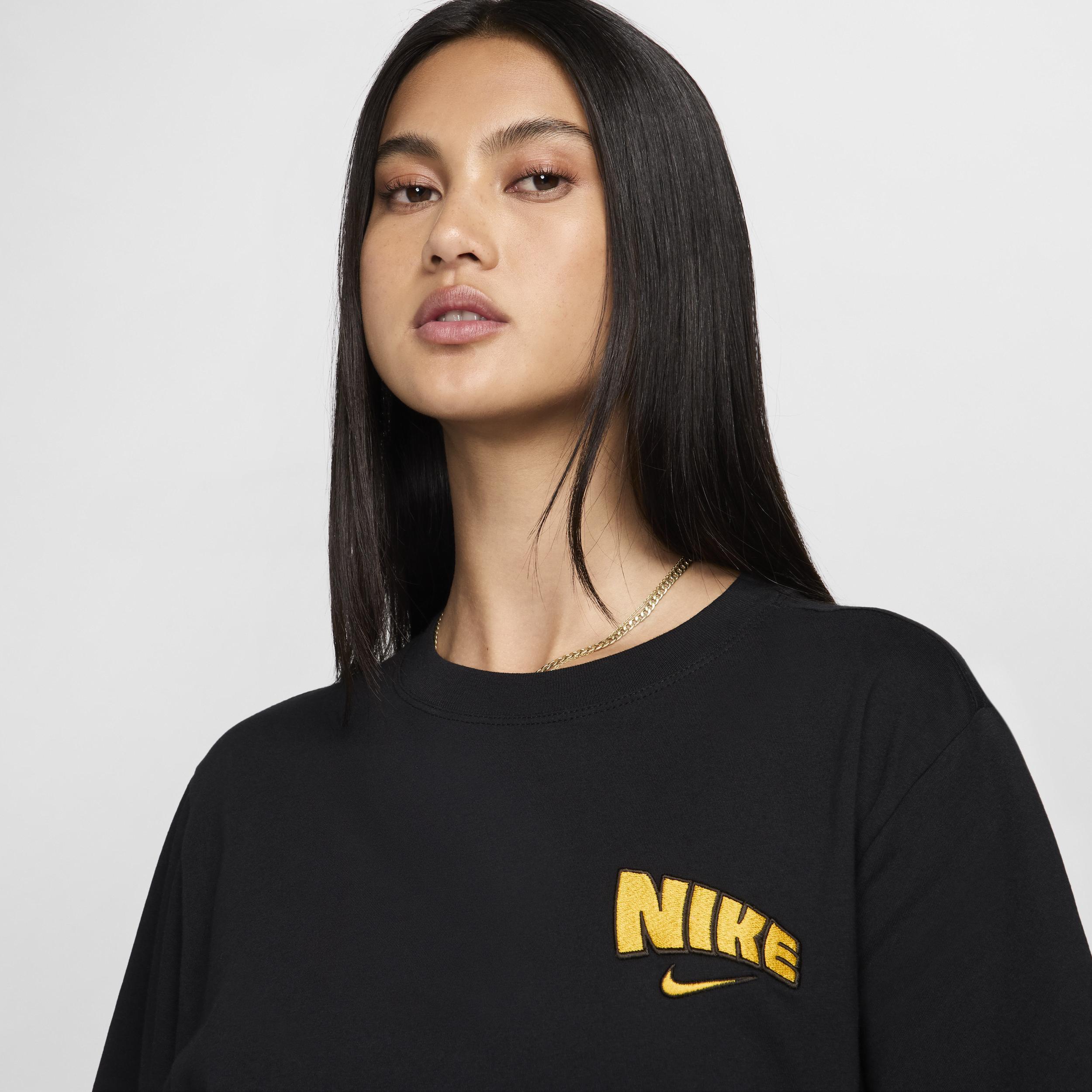 Women's Nike Sportswear Loose Short-Sleeve T-Shirt Product Image