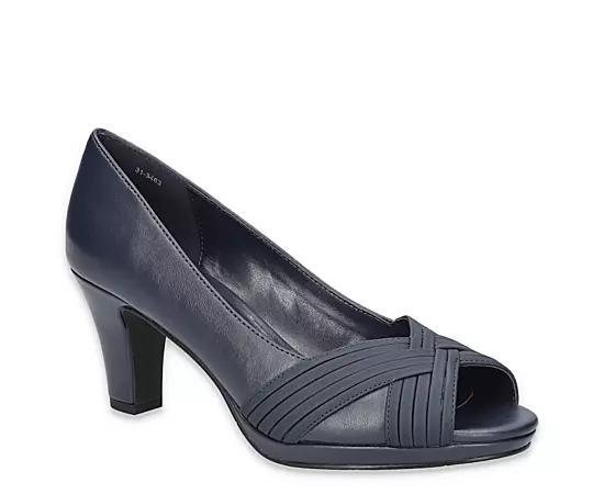 Easy Street Womens Lavish Pump Product Image