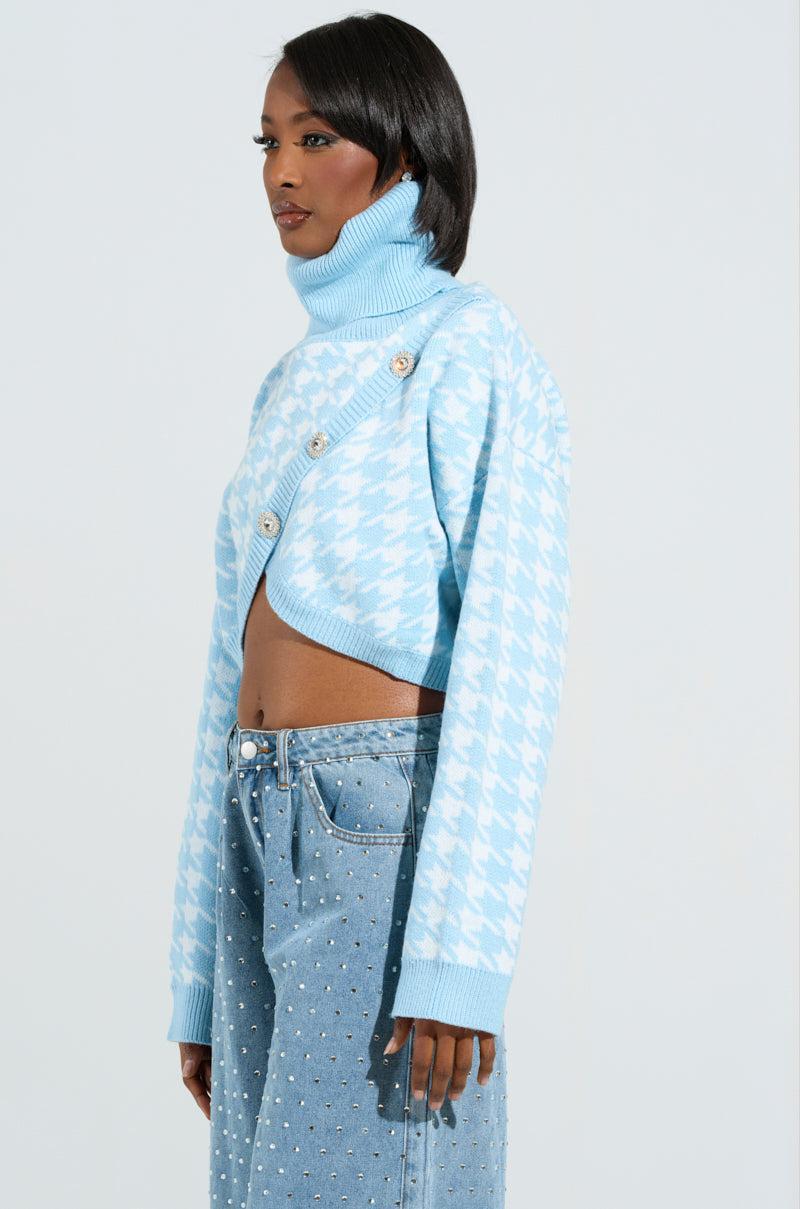 LALA HOUNDSTOOTH PRINT TURTLENECK SWEATER IN BLUE Product Image