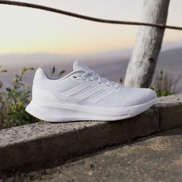 Runfalcon 5 Running Shoes Product Image