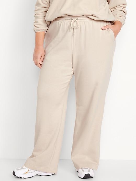 Extra High-Waisted SoComfy Wide-Leg Sweatpants Product Image