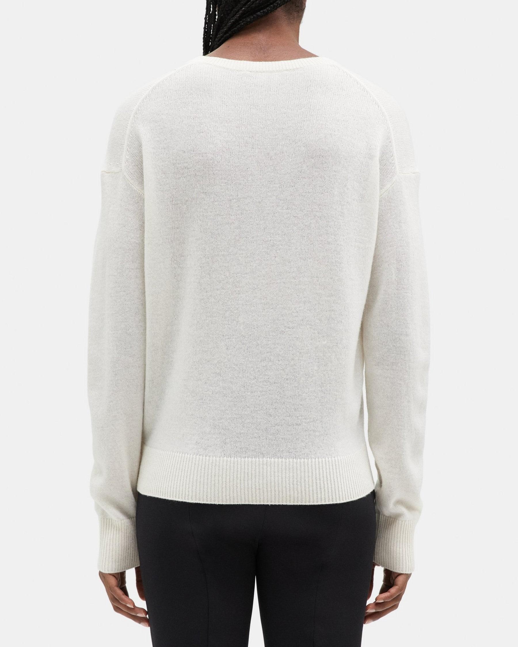 V-Neck Sweater in Cashmere Product Image