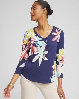 Women's Floral V-Neck 3/4 Sleeve Tee Product Image