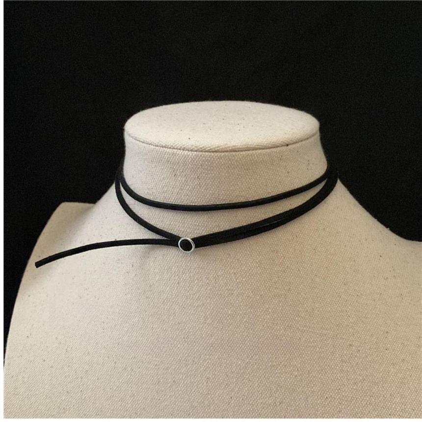 Hoop Accent Choker Product Image