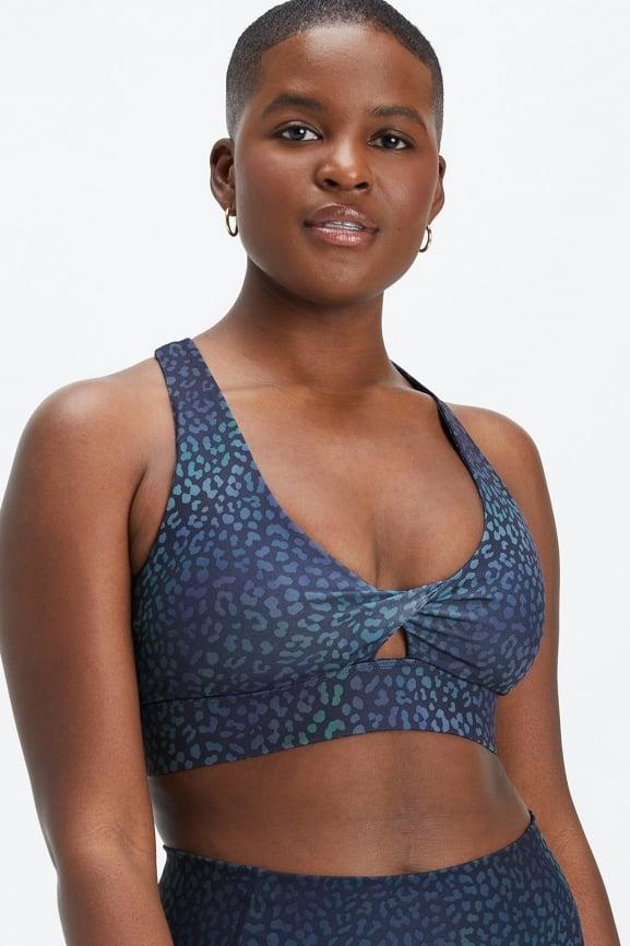 Oasis Twist Sports Bra Product Image