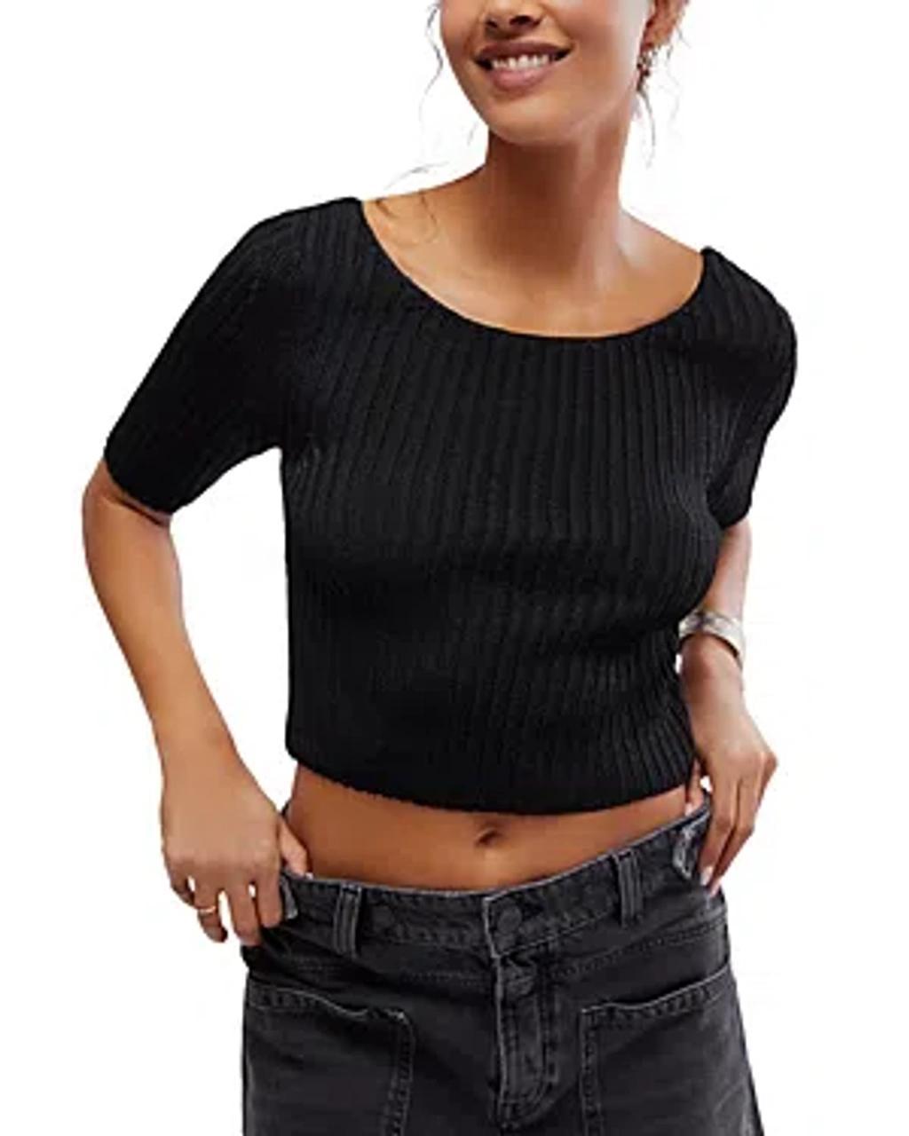 San Lucas Pullover Top In Black Product Image