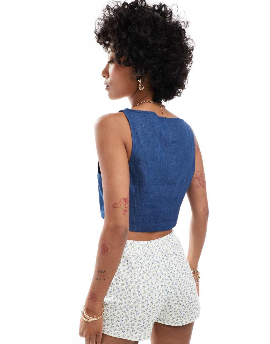 Noisy May cropped tank in mid blue denim Product Image