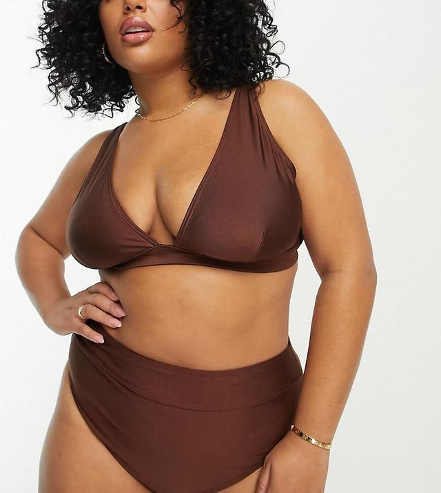 South Beach Curve Exclusive high apex triangle bikini top Product Image