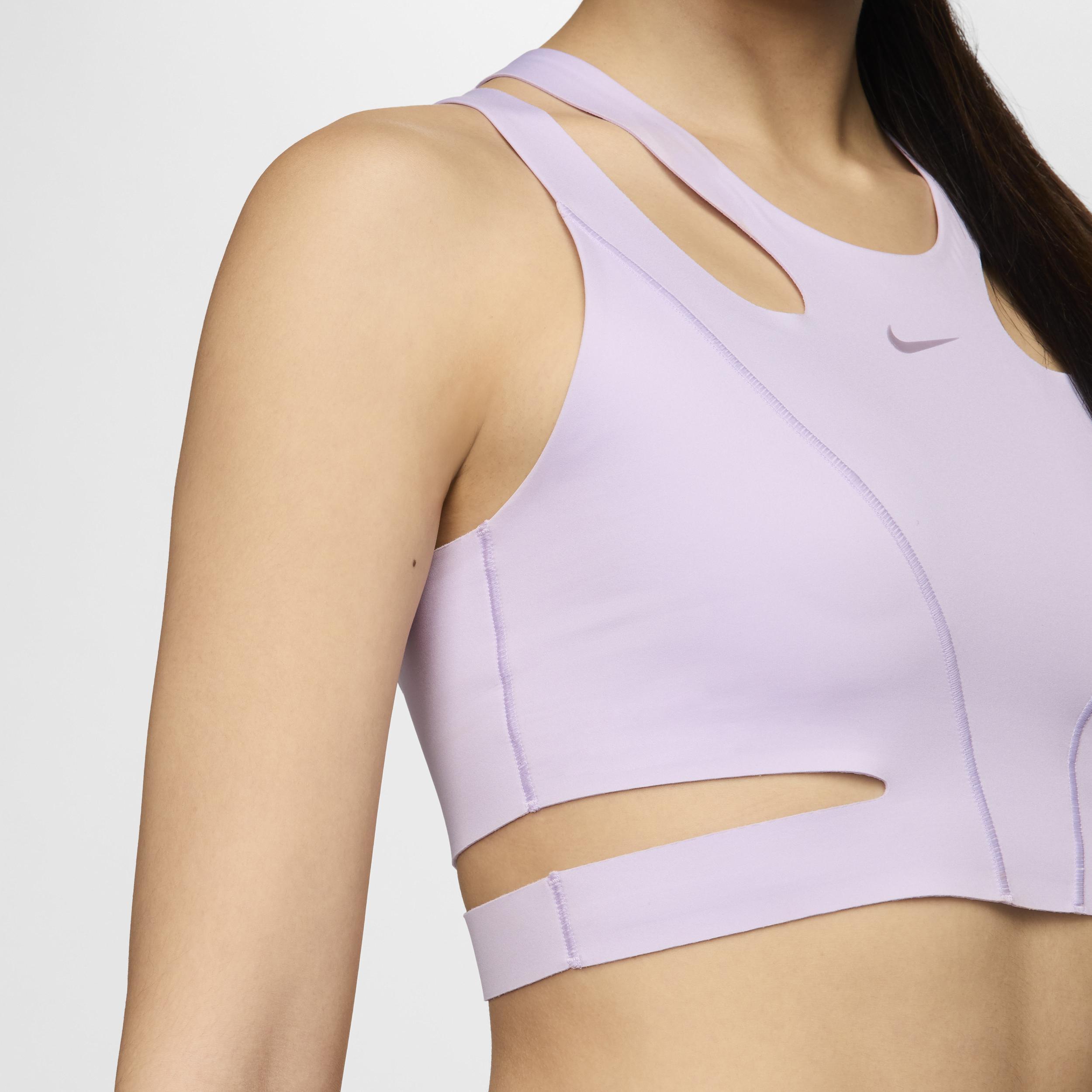 Nike FutureMove Women's Light-Support Non-Padded Strappy Sports Bra Product Image