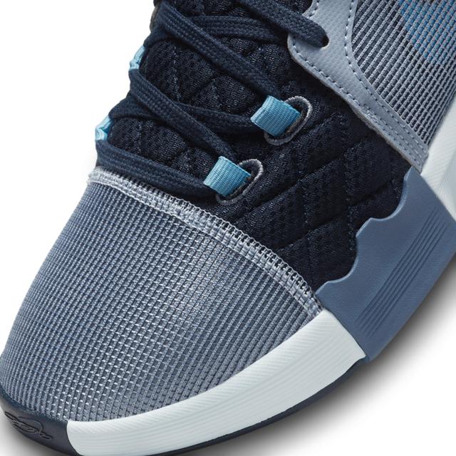 Nike Men's LeBron Witness 8 Basketball Shoes Product Image
