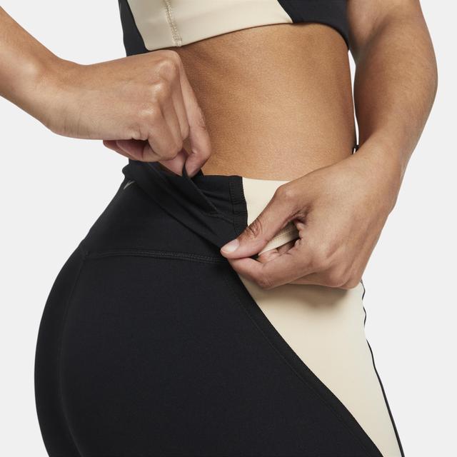 Women's Nike Yoga Luxe High-Waisted 7/8 Leggings Product Image